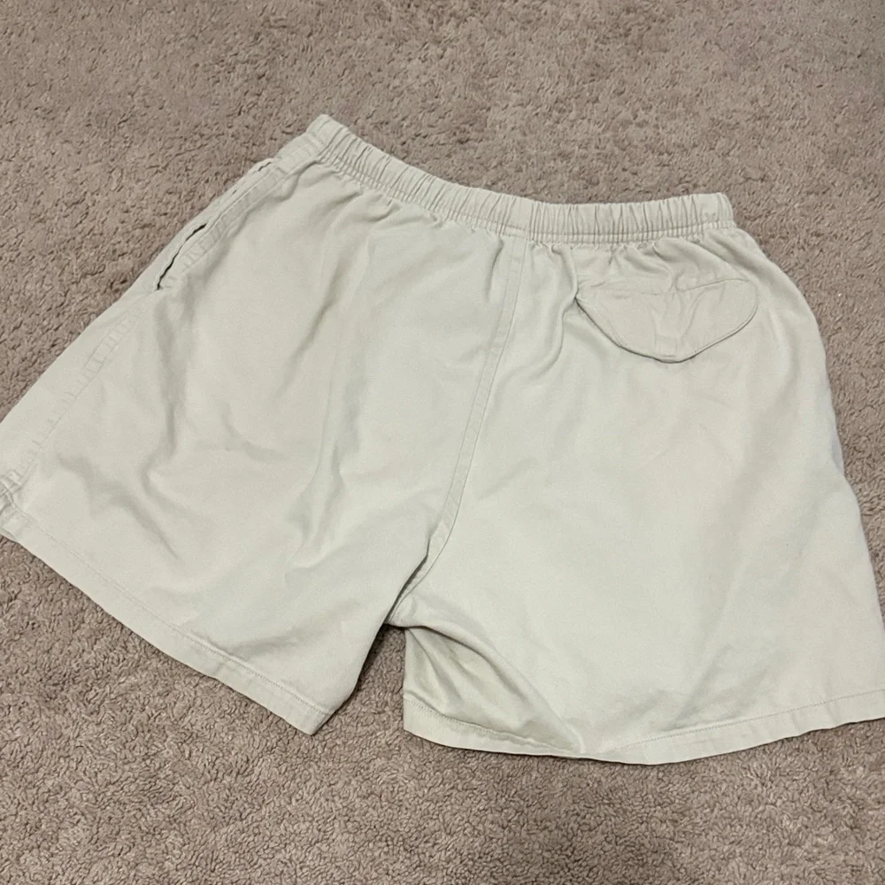 GANT Men’s Tan Cargo Shorts - Picture 2 of 9